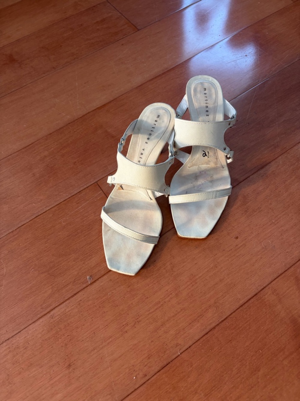 Martinez Valero Cream Open-Toe Strap Mules, 6.5